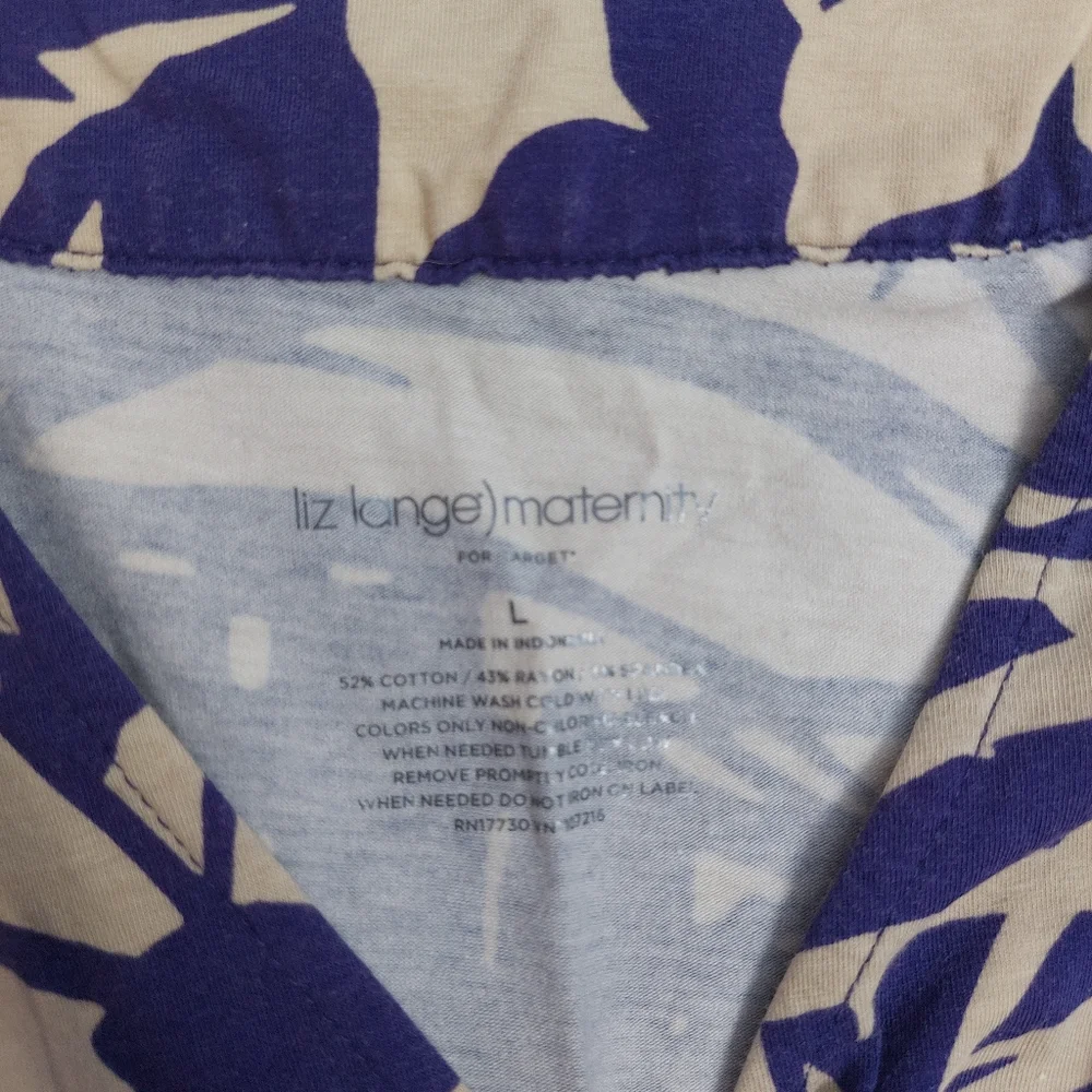 Liz Lange Maternity Top size Large - Picture 3 of 3